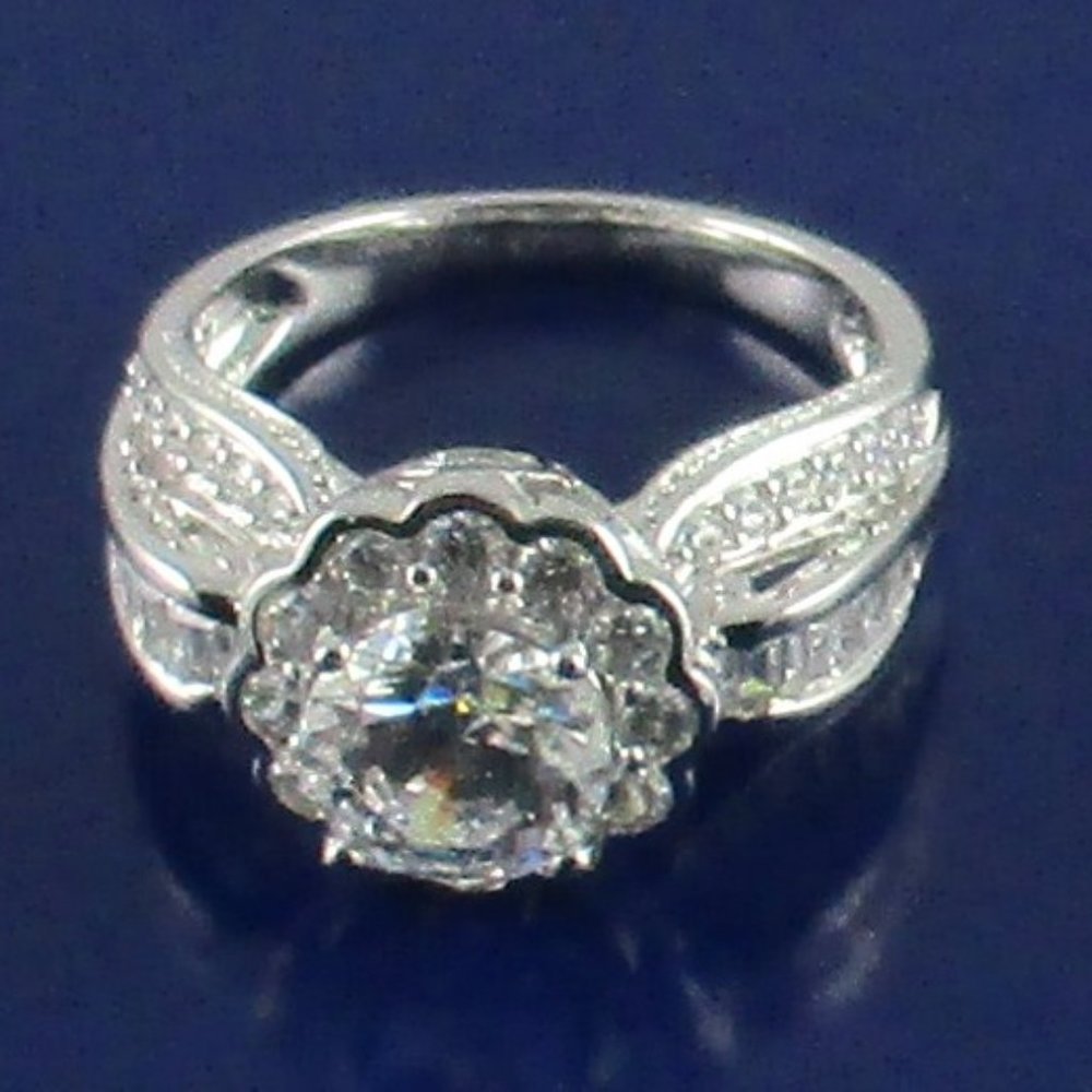 Victoria Wieck 3.42ct Absolute "Floral" Frame Ring - Picture 14 of 14